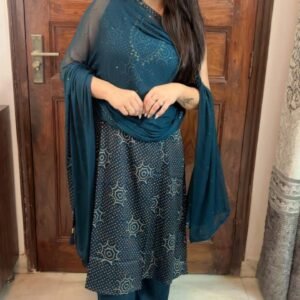 Kurti Pant Dupatta 3 Pcs Set